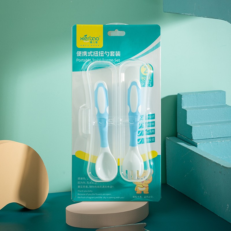 Twist the spoon + fork